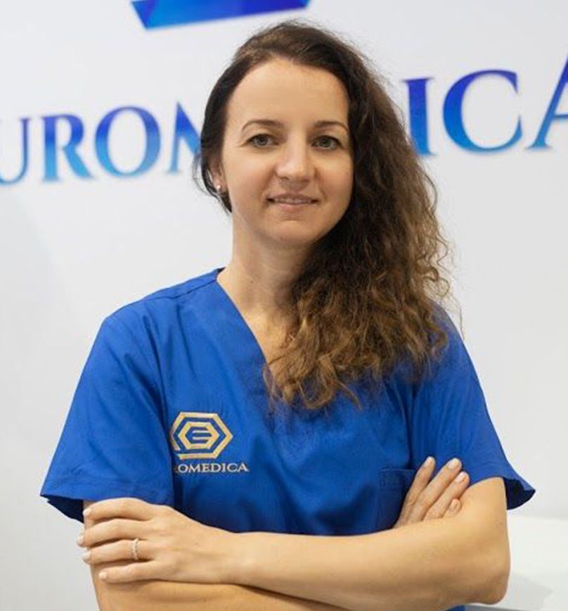 Dr Marta Wójcik